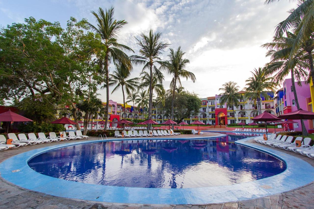 Grand Decameron Complex Bucerias, A Trademark All-Inclusive Resort Eksteriør bilde